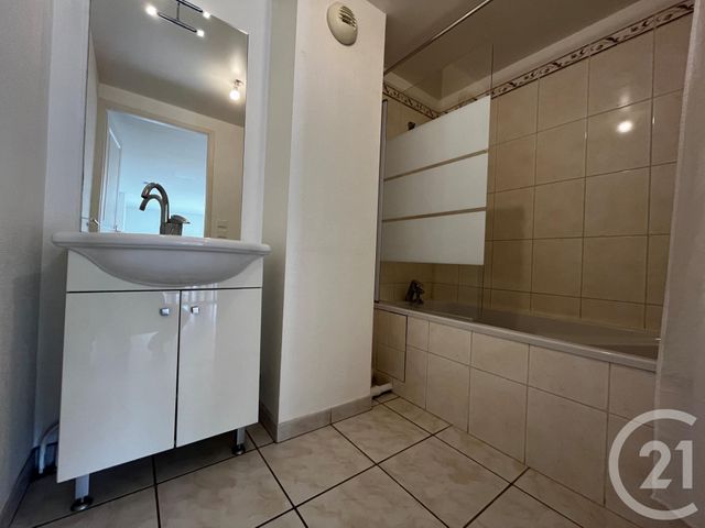 Appartement T2 à vendre - 2 pièces - 56.0 m2 - VERDUN - 55 - LORRAINE - Century 21 L'Immobilière Verdunoise