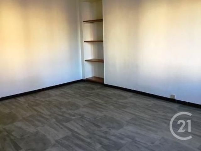 Appartement F4 à louer - 4 pièces - 85.85 m2 - VERDUN - 55 - LORRAINE - Century 21 L'Immobilière Verdunoise