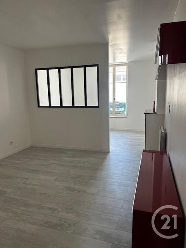 Appartement F2 à louer - 2 pièces - 45.76 m2 - VERDUN - 55 - LORRAINE - Century 21 L'Immobilière Verdunoise