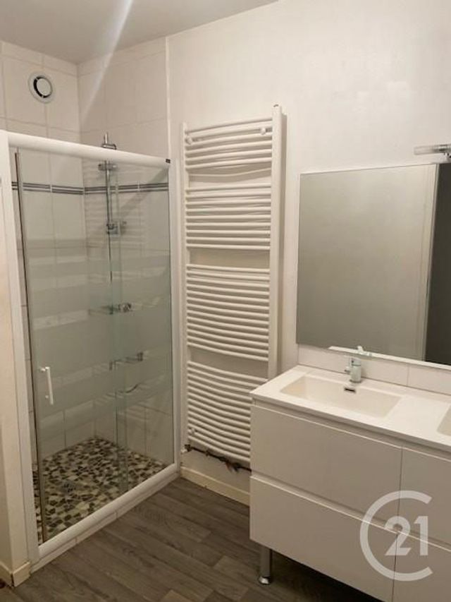 Appartement F4 à louer - 4 pièces - 89.0 m2 - VERDUN - 55 - LORRAINE - Century 21 L'Immobilière Verdunoise