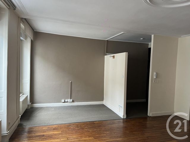 Appartement F5 à louer - 5 pièces - 124.81 m2 - VERDUN - 55 - LORRAINE - Century 21 L'Immobilière Verdunoise