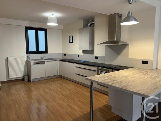 Appartement F5 à louer - 5 pièces - 124.81 m2 - VERDUN - 55 - LORRAINE - Century 21 L'Immobilière Verdunoise