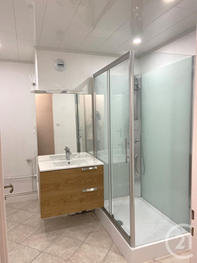 Appartement F4 à louer - 4 pièces - 84.0 m2 - VERDUN - 55 - LORRAINE - Century 21 L'Immobilière Verdunoise