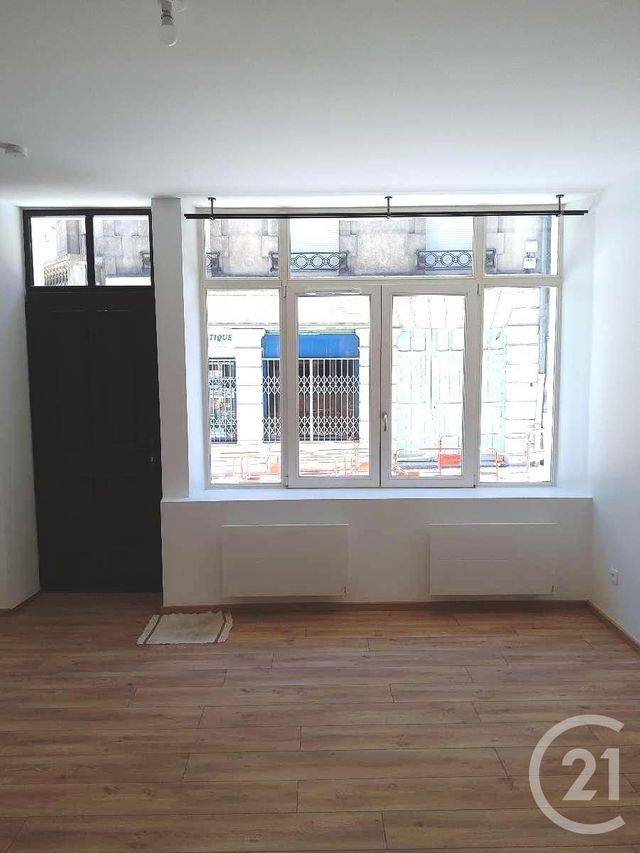 Appartement F2 à louer - 2 pièces - 41.31 m2 - VERDUN - 55 - LORRAINE - Century 21 L'Immobilière Verdunoise