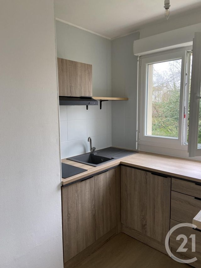 Appartement F1 à louer - 1 pièce - 34.05 m2 - VERDUN - 55 - LORRAINE - Century 21 L'Immobilière Verdunoise