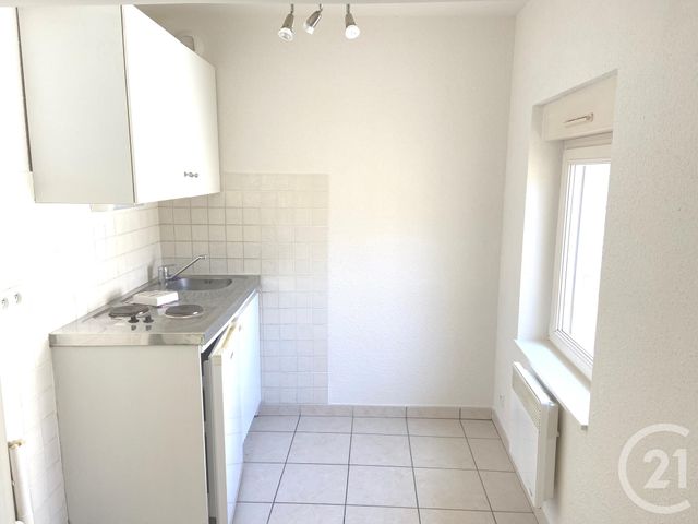 Appartement F1 à louer - 1 pièce - 22.86 m2 - VERDUN - 55 - LORRAINE - Century 21 L'Immobilière Verdunoise