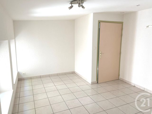 Appartement F1 à louer - 1 pièce - 22.86 m2 - VERDUN - 55 - LORRAINE - Century 21 L'Immobilière Verdunoise