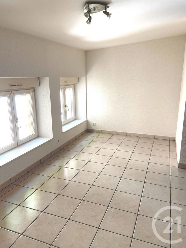 Appartement F1 à louer - 1 pièce - 22.86 m2 - VERDUN - 55 - LORRAINE - Century 21 L'Immobilière Verdunoise