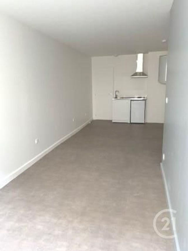 Appartement Studio à louer - 1 pièce - 23.62 m2 - VERDUN - 55 - LORRAINE - Century 21 L'Immobilière Verdunoise