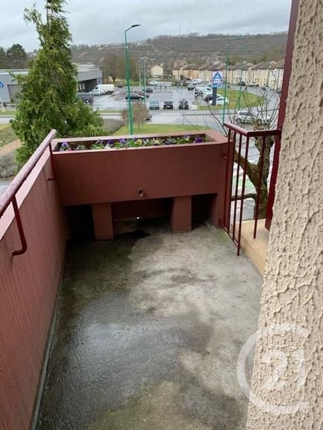 Appartement F2 à louer - 2 pièces - 36.0 m2 - VERDUN - 55 - LORRAINE - Century 21 L'Immobilière Verdunoise