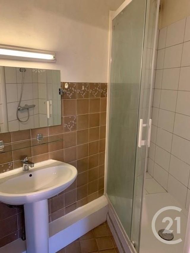 Appartement F2 à louer - 2 pièces - 36.0 m2 - VERDUN - 55 - LORRAINE - Century 21 L'Immobilière Verdunoise