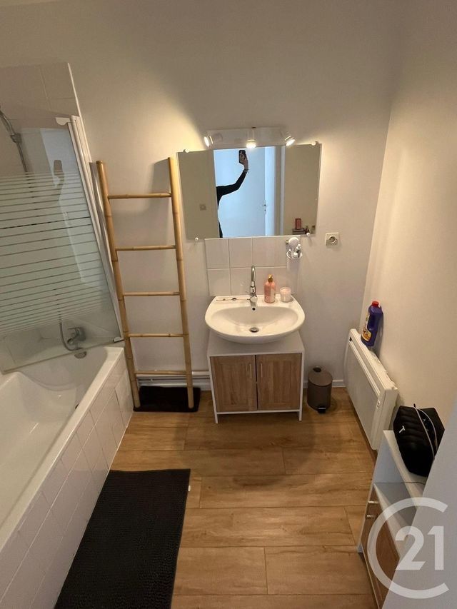 Appartement F2 bis à louer - 3 pièces - 60.48 m2 - VERDUN - 55 - LORRAINE - Century 21 L'Immobilière Verdunoise
