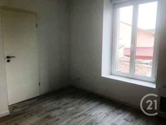 Appartement F3 à louer - 3 pièces - 71.0 m2 - VERDUN - 55 - LORRAINE - Century 21 L'Immobilière Verdunoise