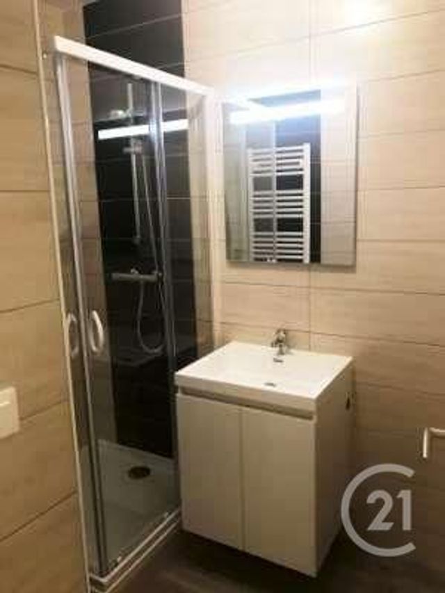 Appartement F3 à louer - 3 pièces - 71.0 m2 - VERDUN - 55 - LORRAINE - Century 21 L'Immobilière Verdunoise