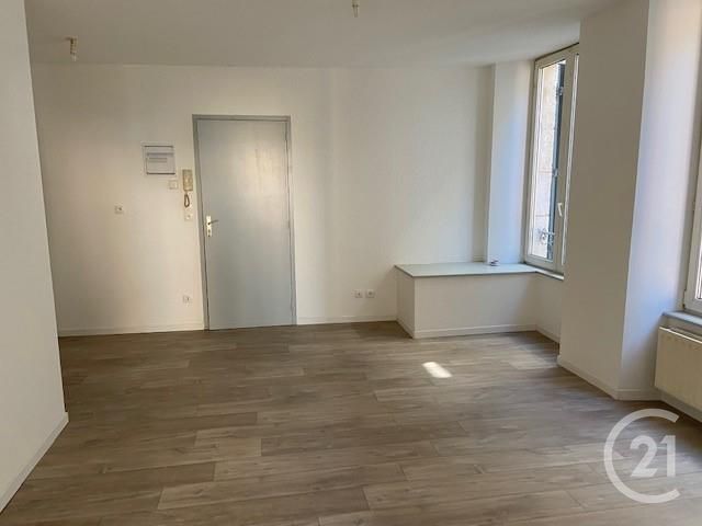 Appartement F2 bis à louer - 3 pièces - 45.21 m2 - VERDUN - 55 - LORRAINE - Century 21 L'Immobilière Verdunoise