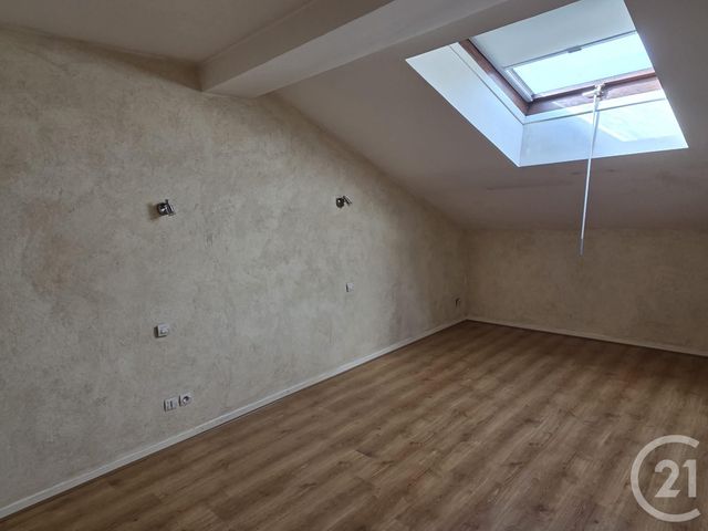 Appartement F2 à vendre - 2 pièces - 56.0 m2 - VERDUN - 55 - LORRAINE - Century 21 L'Immobilière Verdunoise