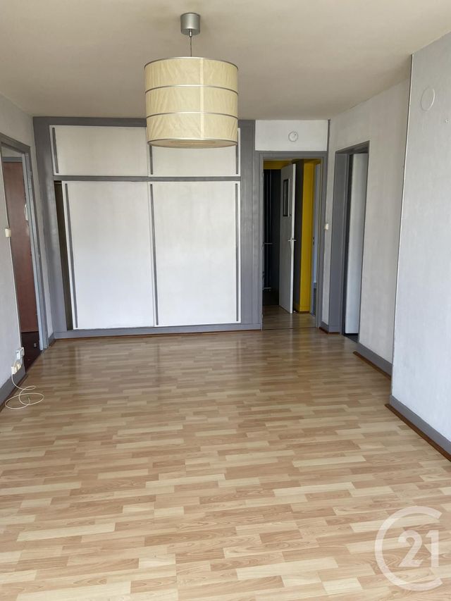 Appartement F4 à louer - 4 pièces - 67.25 m2 - VERDUN - 55 - LORRAINE - Century 21 L'Immobilière Verdunoise