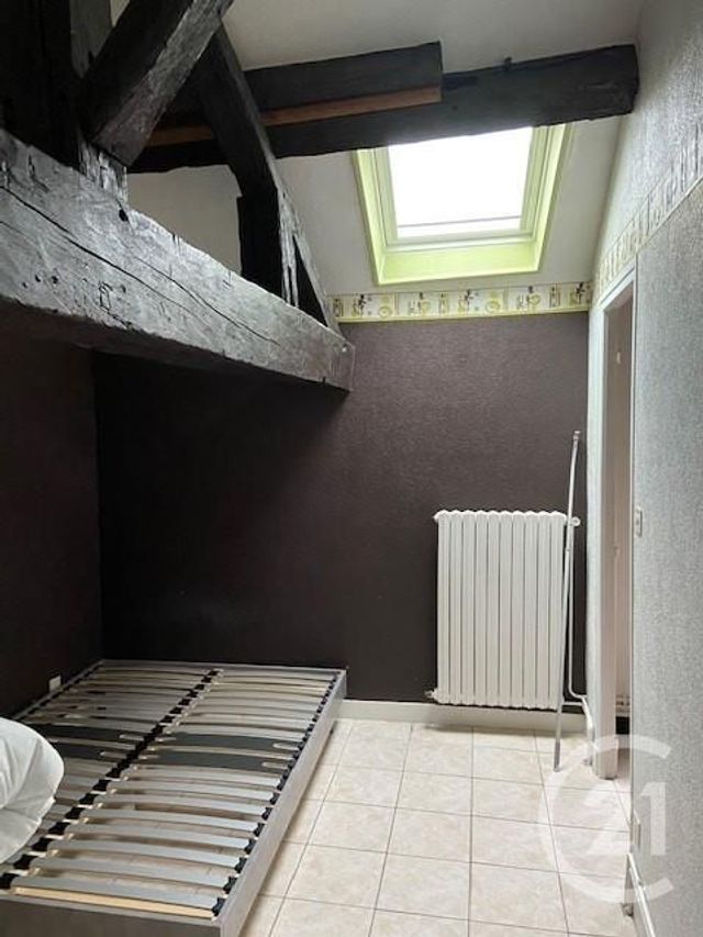 Appartement F2 à louer - 2 pièces - 45.0 m2 - VERDUN - 55 - LORRAINE - Century 21 L'Immobilière Verdunoise