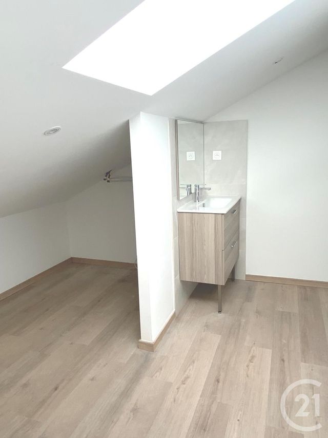 Appartement F1 à louer - 1 pièce - 23.05 m2 - VERDUN - 55 - LORRAINE - Century 21 L'Immobilière Verdunoise