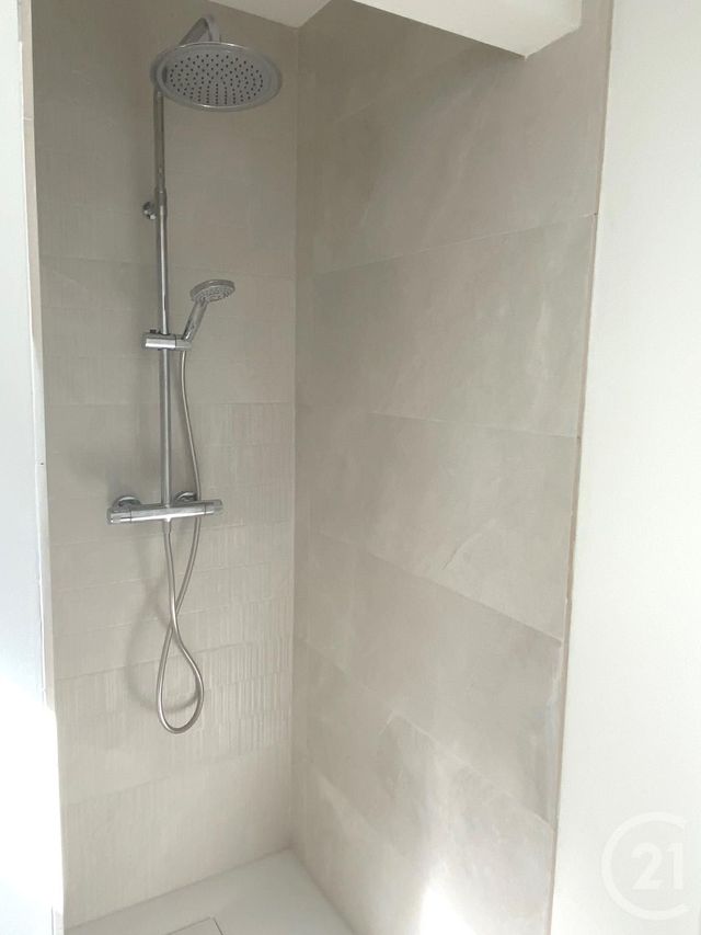 Appartement F1 à louer - 1 pièce - 23.05 m2 - VERDUN - 55 - LORRAINE - Century 21 L'Immobilière Verdunoise