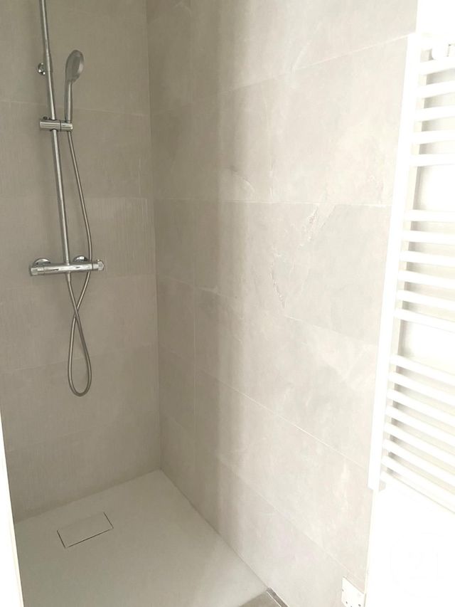 Appartement F2 à louer - 2 pièces - 31.11 m2 - VERDUN - 55 - LORRAINE - Century 21 L'Immobilière Verdunoise