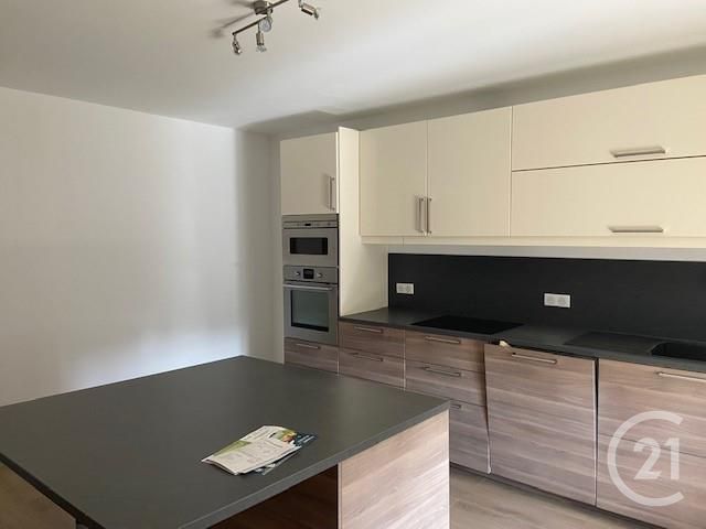 Appartement T3 à louer - 3 pièces - 87.0 m2 - VERDUN - 55 - LORRAINE - Century 21 L'Immobilière Verdunoise