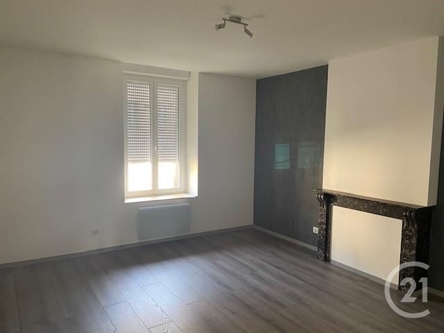 Appartement T3 à louer - 3 pièces - 87.0 m2 - VERDUN - 55 - LORRAINE - Century 21 L'Immobilière Verdunoise