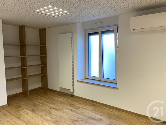 Appartement Local à louer - 2 pièces - 50.0 m2 - VERDUN - 55 - LORRAINE - Century 21 L'Immobilière Verdunoise