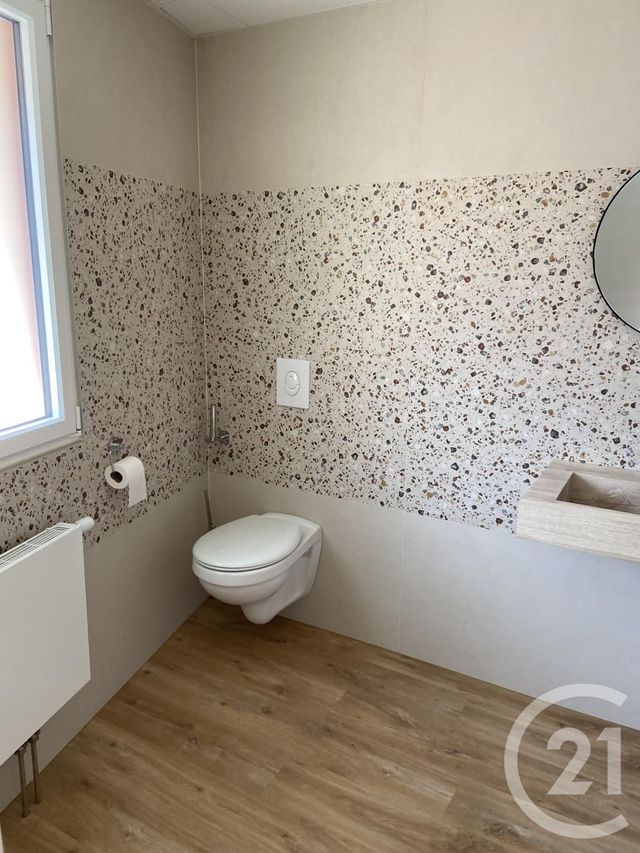 Appartement Local à louer - 2 pièces - 50.0 m2 - VERDUN - 55 - LORRAINE - Century 21 L'Immobilière Verdunoise