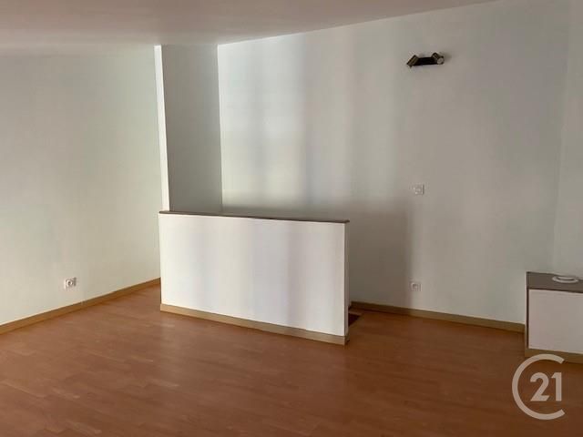 Appartement F1 à louer - 2 pièces - 34.1 m2 - VILOSNES HARAUMONT - 55 - LORRAINE - Century 21 L'Immobilière Verdunoise