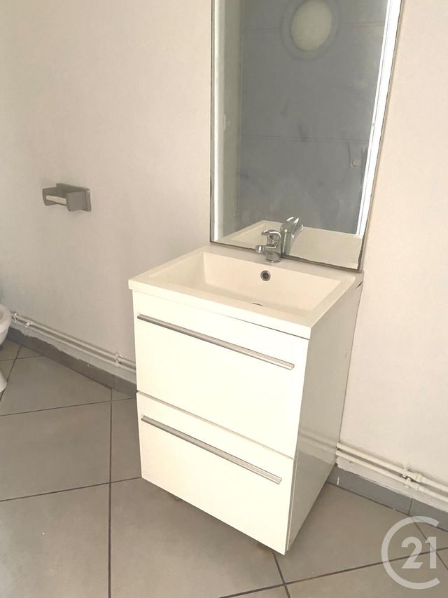 Appartement F2 à louer - 2 pièces - 52.98 m2 - VERDUN - 55 - LORRAINE - Century 21 L'Immobilière Verdunoise
