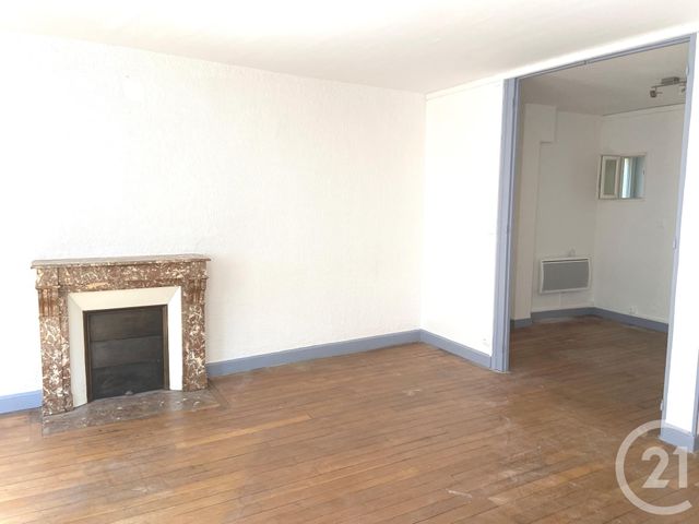 Appartement F2 à louer - 2 pièces - 52.98 m2 - VERDUN - 55 - LORRAINE - Century 21 L'Immobilière Verdunoise