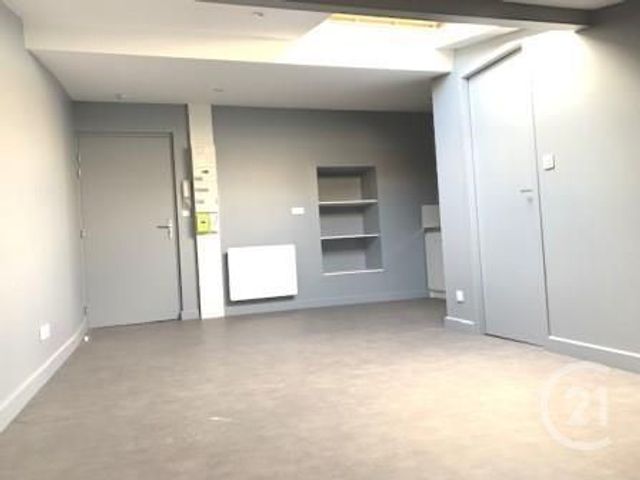 Appartement F1 à louer - 1 pièce - 21.42 m2 - VERDUN - 55 - LORRAINE - Century 21 L'Immobilière Verdunoise
