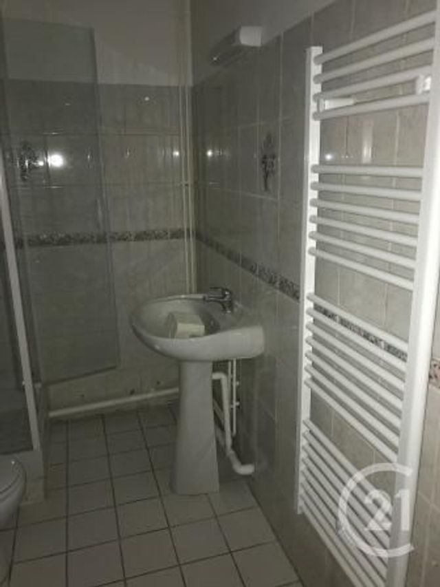 Appartement F1 à louer - 2 pièces - 45.41 m2 - VERDUN - 55 - LORRAINE - Century 21 L'Immobilière Verdunoise