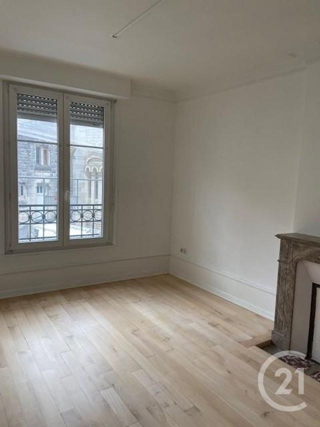 Appartement F3 à louer - 3 pièces - 84.43 m2 - VERDUN - 55 - LORRAINE - Century 21 L'Immobilière Verdunoise