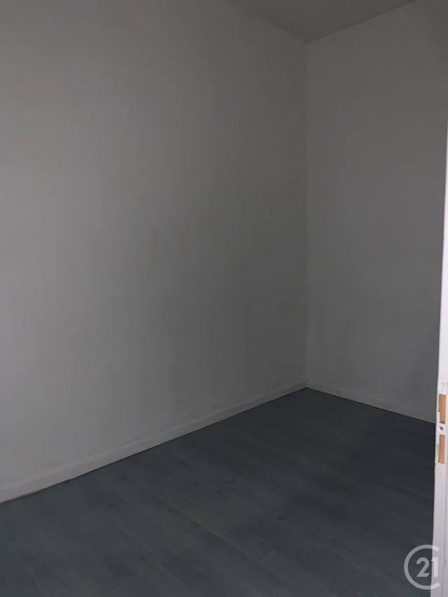 Appartement F5 à vendre - 5 pièces - 81.93 m2 - VERDUN - 55 - LORRAINE - Century 21 L'Immobilière Verdunoise Appartement F5 à vendre - 5 pièces - 81.93 m2 - VERDUN - 55 - LORRAINE - Century 21 L'Immobilière Verdunoise