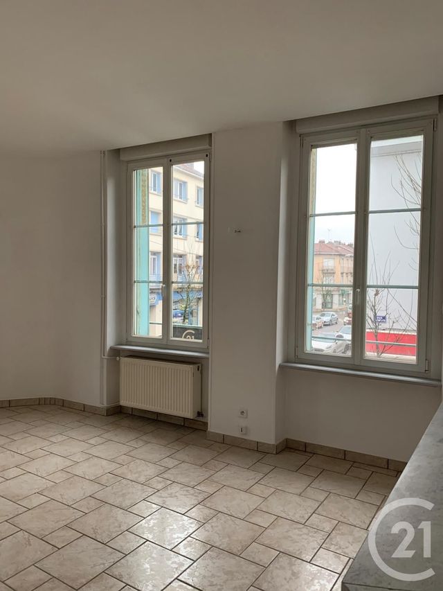 Appartement F5 à vendre - 5 pièces - 81.93 m2 - VERDUN - 55 - LORRAINE - Century 21 L'Immobilière Verdunoise Appartement F5 à vendre - 5 pièces - 81.93 m2 - VERDUN - 55 - LORRAINE - Century 21 L'Immobilière Verdunoise