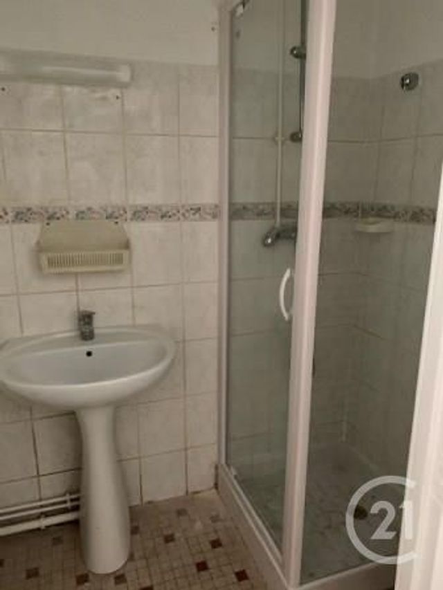 Appartement F2 à louer - 2 pièces - 42.67 m2 - VERDUN - 55 - LORRAINE - Century 21 L'Immobilière Verdunoise Appartement F2 à louer - 2 pièces - 42.67 m2 - VERDUN - 55 - LORRAINE - Century 21 L'Immobilière Verdunoise
