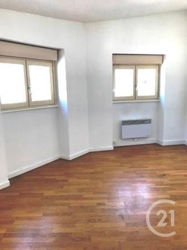 Afficher la photo en grand Studio à louer - 1 pièce - 25.35 m2 - VERDUN - 55 - LORRAINE - Century 21 L'Immobilière Verdunoise