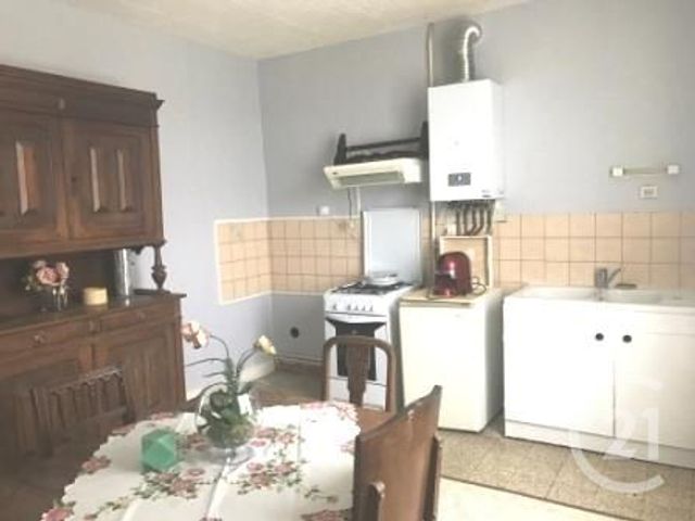 Afficher la photo en grand Appartement F2 à louer - 2 pièces - 47.0 m2 - VERDUN - 55 - LORRAINE - Century 21 L'Immobilière Verdunoise
