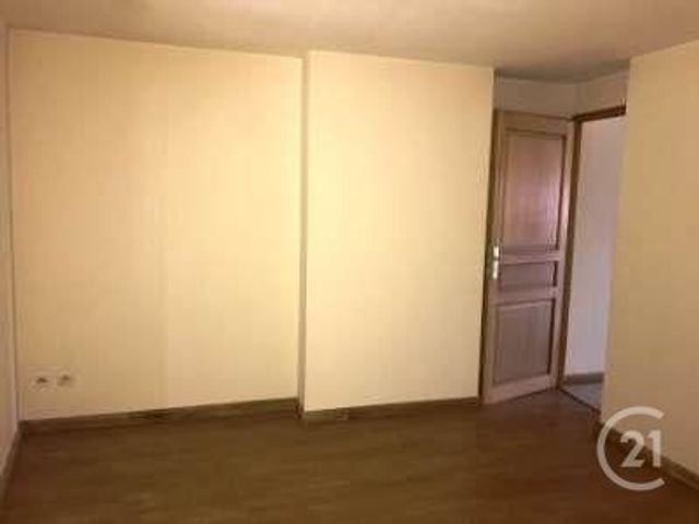 Afficher la photo en grand Appartement F3 à louer - 3 pièces - 59.0 m2 - VERDUN - 55 - LORRAINE - Century 21 L'Immobilière Verdunoise