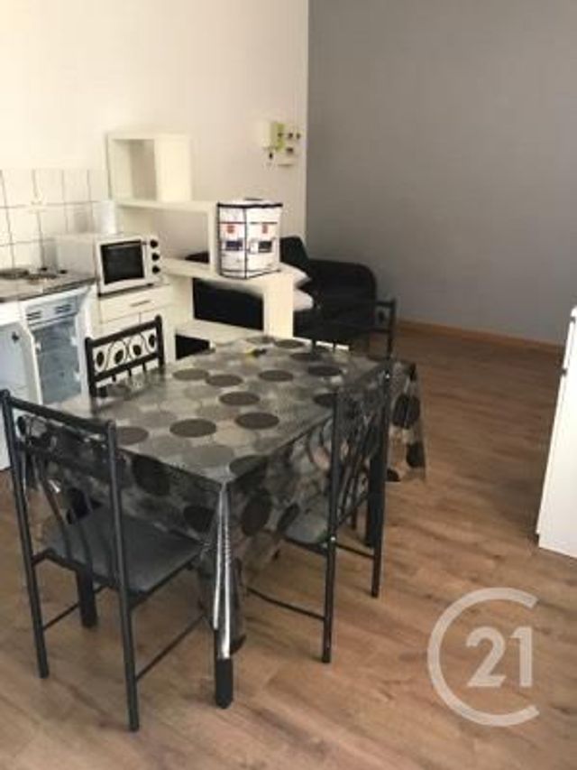 Afficher la photo en grand Studio à louer - 1 pièce - 22.28 m2 - VERDUN - 55 - LORRAINE - Century 21 L'Immobilière Verdunoise