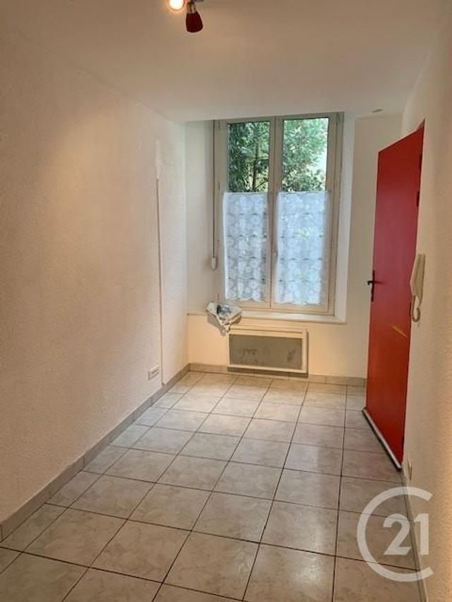 Studio à louer - 1 pièce - 13.0 m2 - VERDUN - 55 - LORRAINE - Century 21 L'Immobilière Verdunoise