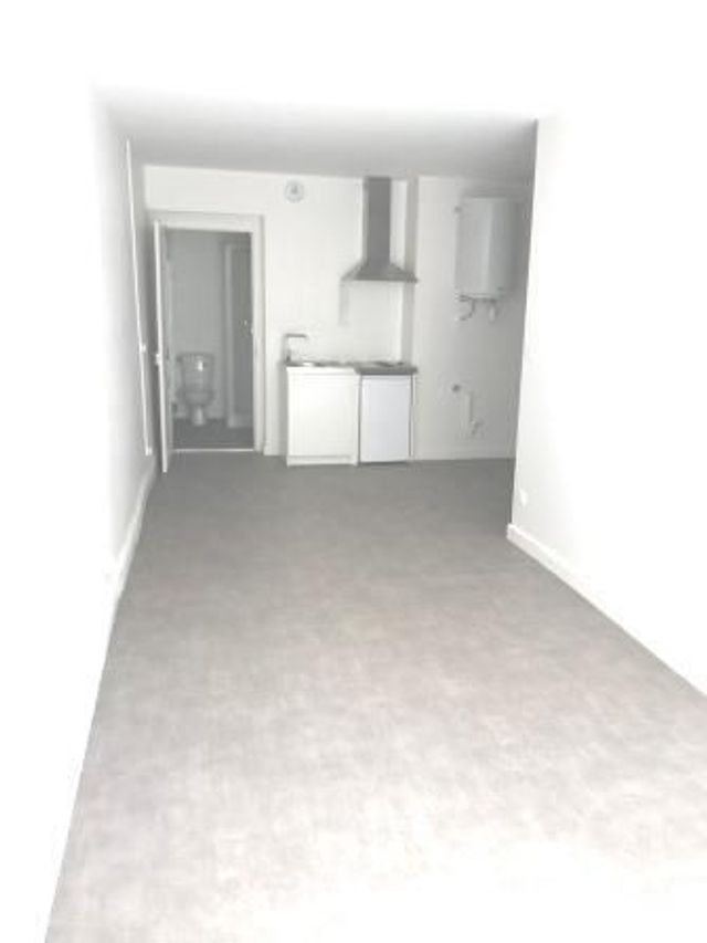 Appartement F2 à louer - 2 pièces - 39.93 m2 - VERDUN - 55 - LORRAINE - Century 21 L'Immobilière Verdunoise
